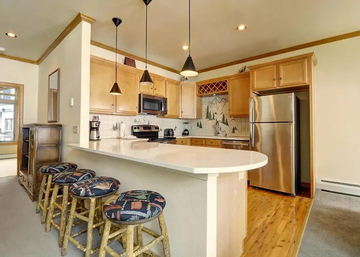 4 Bedrooms Copper Mountain