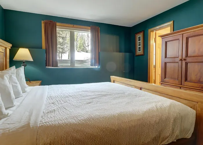 4 Bedrooms * Copper Mountain