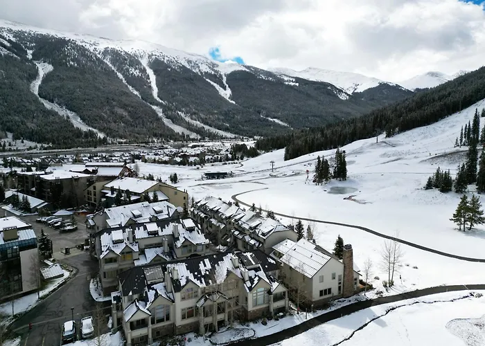 4 Bedrooms Copper Mountain